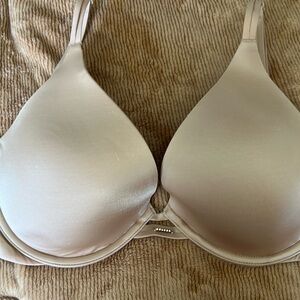 Victoria’s Secret bra